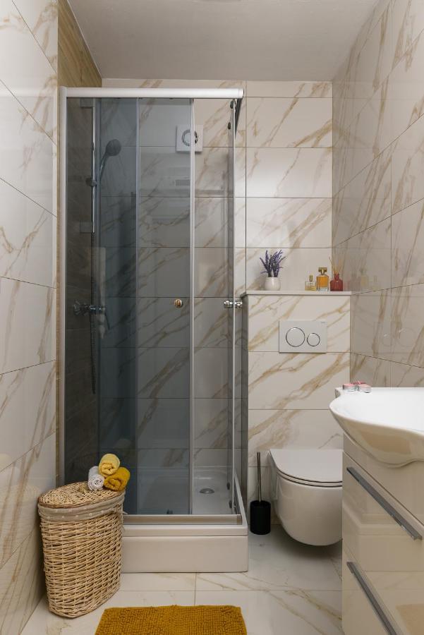 Apartments Mare Trogir Exterior photo