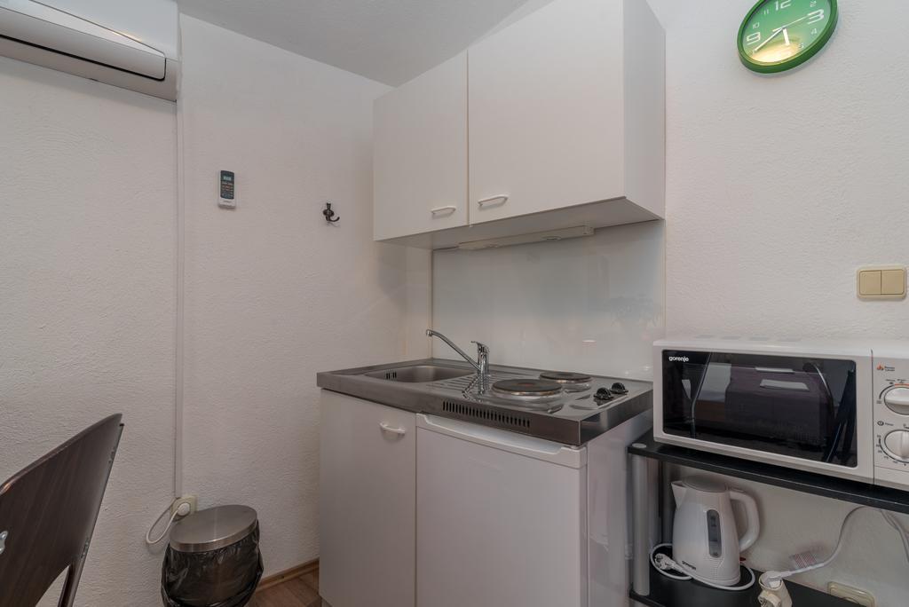 Apartments Mare Trogir Exterior photo