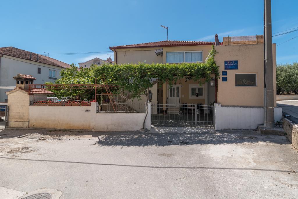 Apartments Mare Trogir Exterior photo